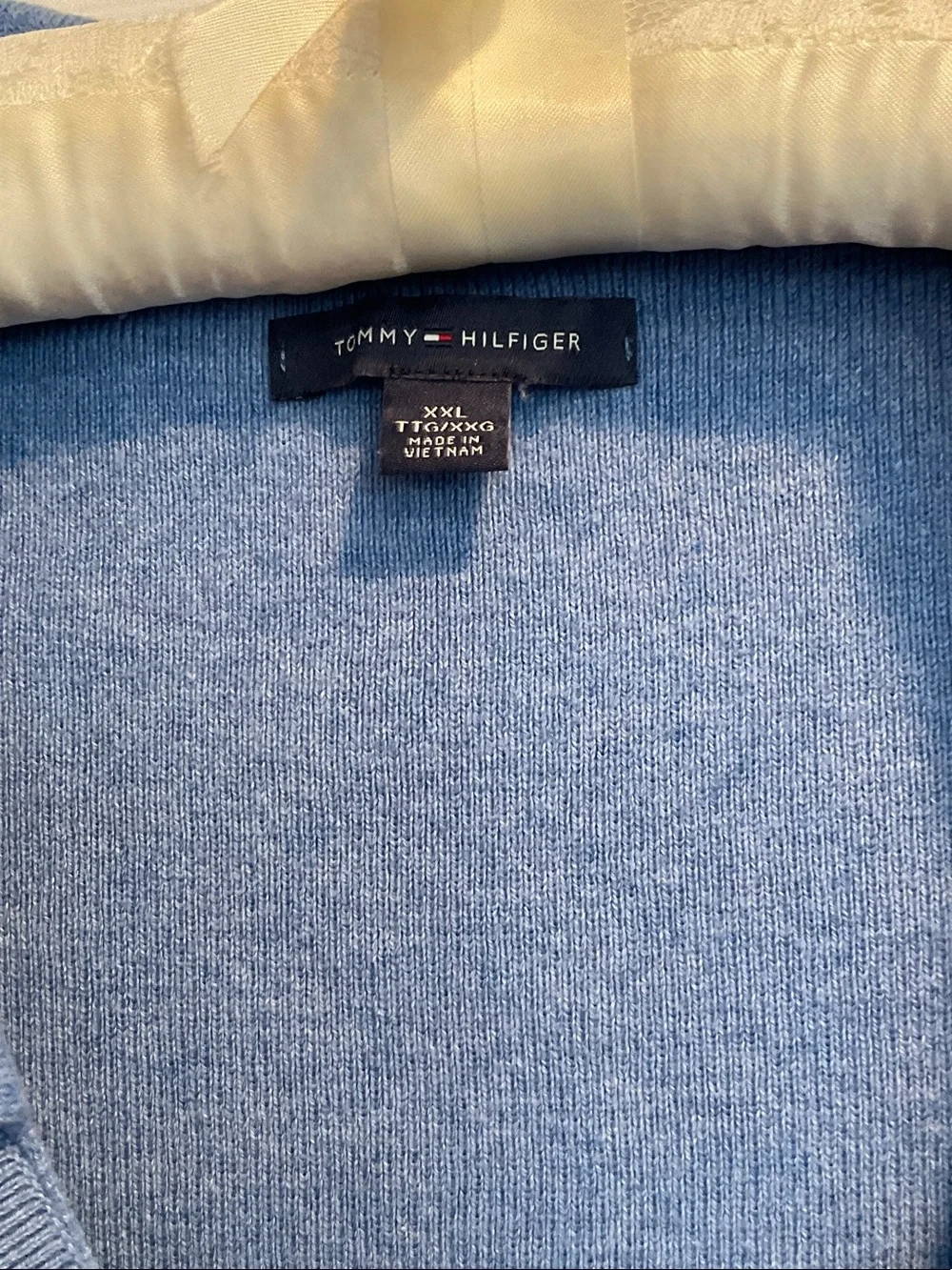 Tommy Hilfiger Women's Light Blue V-Neck Sweater with Collar